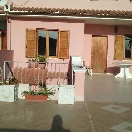 Viniola Apartment Quartu SantʼElena Exterior foto